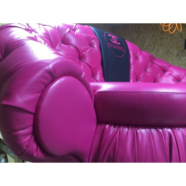 Диван капитоне (в каретной стяжке) Диван капитоне (в каретной стяжке)