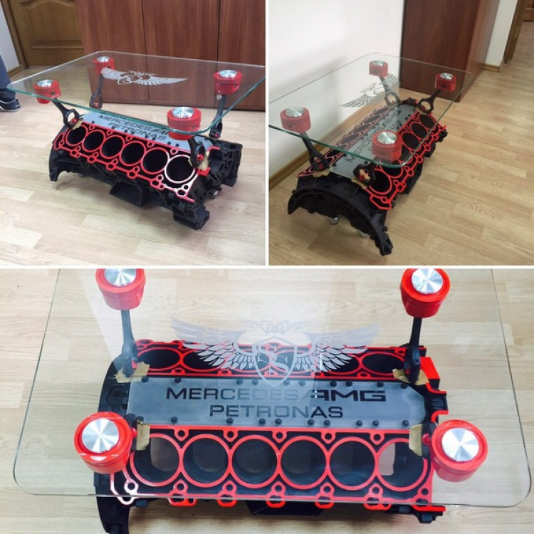 Готов мужской стол Mercedes Amg, столик в интерьер. Готов мужской стол Mercedes Amg, столик в интерьер.