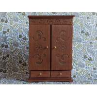 Шкаф в русском стиле