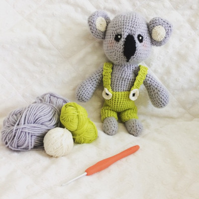 Подушка с вышивкой в ковровой технике Котята (наволочка и подушка), 40х40см